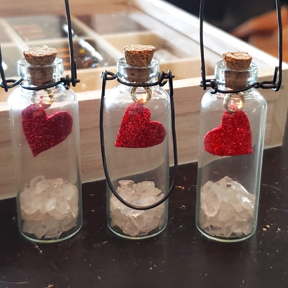 Hanging Heart Mini bottle Valentine ornament charm - Picture 3 of 6